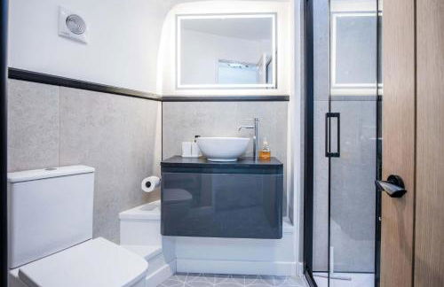 The Cottage - 2 Bedroom Cottage - Tenby - Photo 24