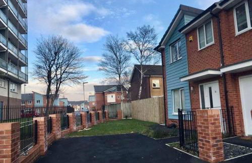 Cosy Modern 3-Bed Near Etihad, COOP Arena - AO arena and City Center - Foto 42