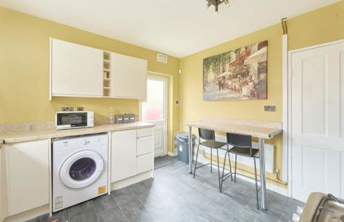 Luxehome-3BR-7guest-Freeparking-garden - Foto 18