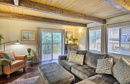 Creekside Cabin Retreat with Private Hot Tub - Foto 21