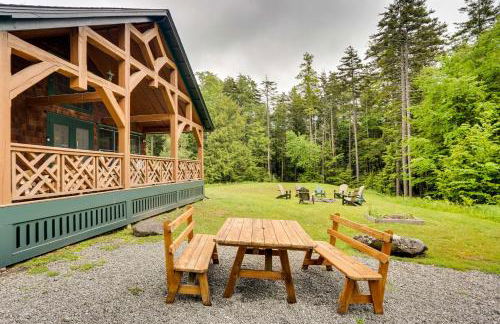 Secluded Elka Park Cabin Hot Tub and Fire Pit! - Foto 21