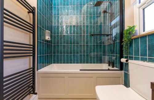 Sleeps 10 House near Bike Park Wales - Photo 33