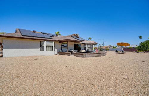 Families Welcome! Dog-Friendly Glendale Home - Foto 28