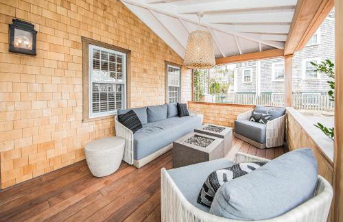 Close to Dtwn Nantucket! Group Getaway with Patio - Foto 26