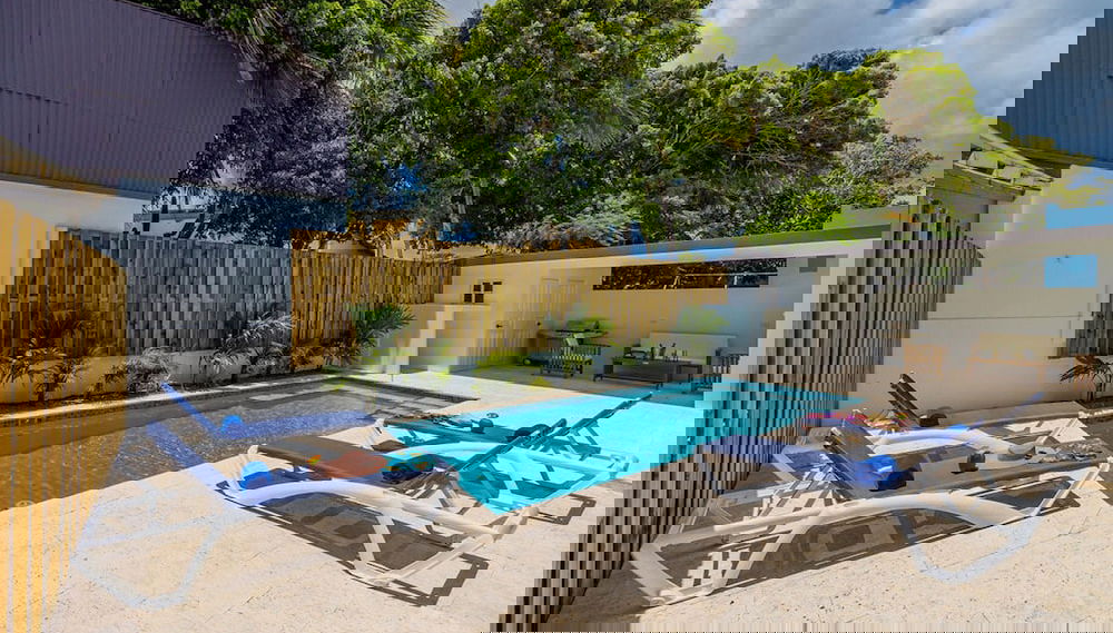 Brand NEW Private Pool King Beds Palmbeach - Foto 1, Habitación