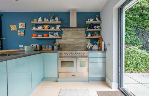 Robin Hill - Photo 4