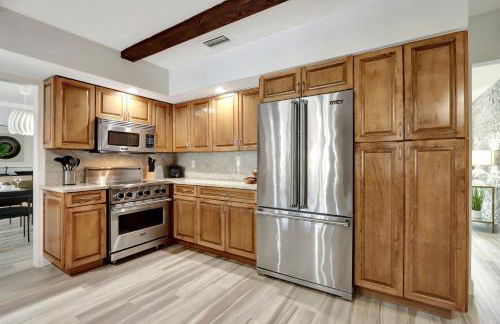 Riviera - Canal Views, Pool, & Work Friendly. - Foto 11