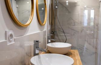 Grand loft familial 4 chambres avec parking privé - Foto 4