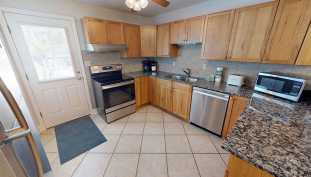 Venus 208 1 BR on Okaloosa Island with Gulf Front Access by RedAwning - Foto 5, Cocina privada