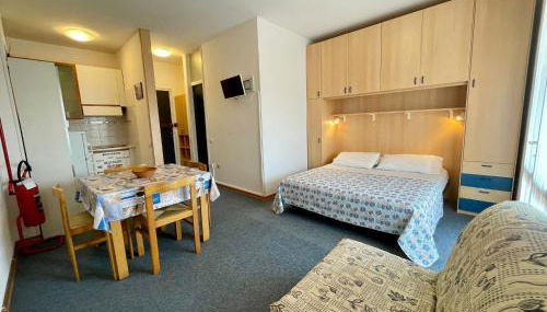 Studio With Balcony and Pool - Foto 3