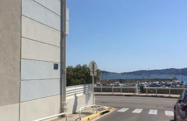 Le Suffren, studio classé ventilé ,wifi, à 100 m de la plage - Foto 20