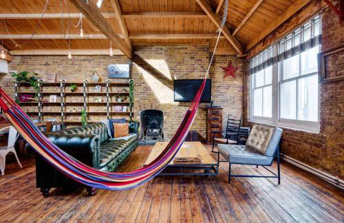 Penthouse Loft apartment with roof terrace Not for events or parties - Foto 27