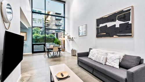 Open Loft in Redmond Core - 92 Walkscore! - Foto 2