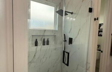 Elegant Plush Properties - Foto 20