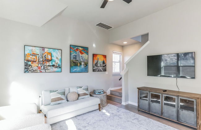 Retreat in Bouldin Creek Walkable to Restaurants - Photo 1