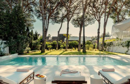 Anfitrión Villas & Suites - Photo 42