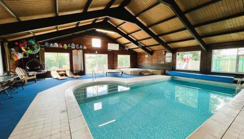 Hop Loft-Barn Conversion, with access to Pool & Hot Tub-at Fox Valley Cottages - Foto 2