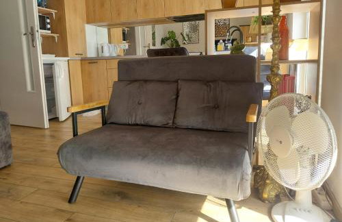 Magical Mirror Apartment - Photo 6