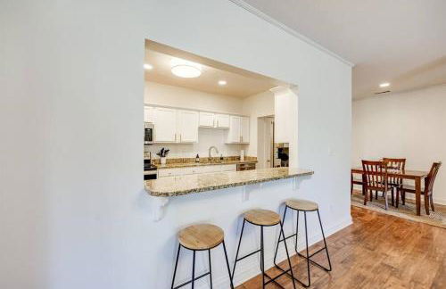 Downtown Louisville Condo- King Bed, Near Sites - Foto 8