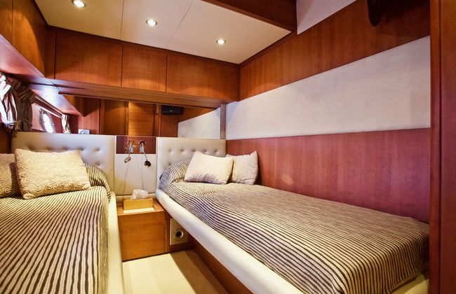 Italy Luxury Yacht Charter - Photo 17