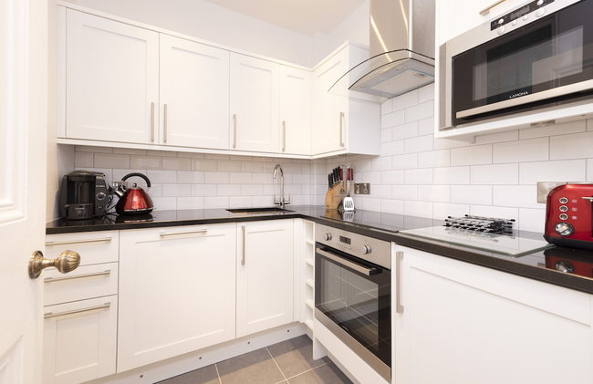 JOIVY Charming 2-Bed Flat Near Edinburgh Castle - Foto 19