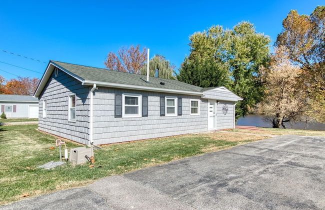 New River 3BR - Fishing, Kayaking, Hot tub, VT Game Weekends - Photo 52