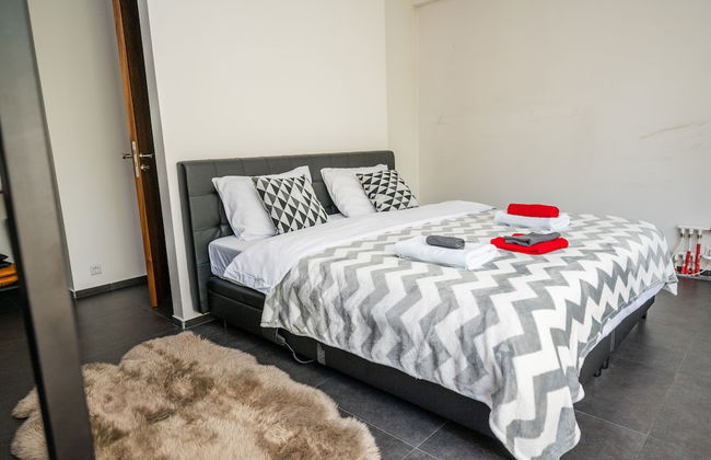 Luxury Apartment in Beautiful Neighborhood - Foto 2