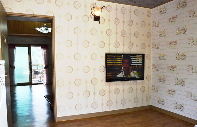 Jirisan 1 Night 2 Days Pension - Foto 9