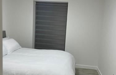 Serenity Waterfront 2 Bed Apartment - Foto 56