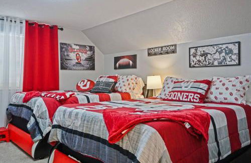 OU Hideaway Relaxing Hot Tub Pool Table - Foto 63