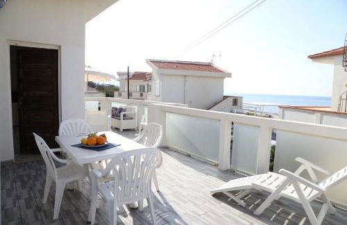 Marchesana Beach sole mare spiaggia - Foto 37