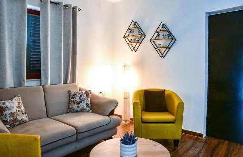 Stunning Home In Smokovic - Photo 20