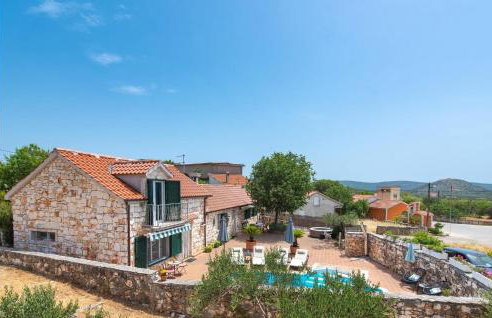 Amazing Home In Najevi With Wifi - Photo 1