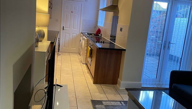 Norton Apartments - Photo 2