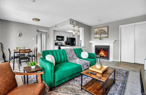 Fresh and Modern 2BR with Gym and Pool - Foto 11