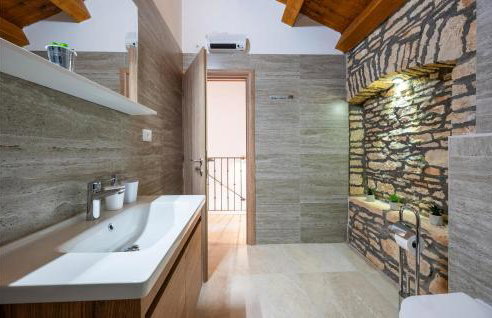 3 Bedroom Stunning Home In Brscici - Foto 31