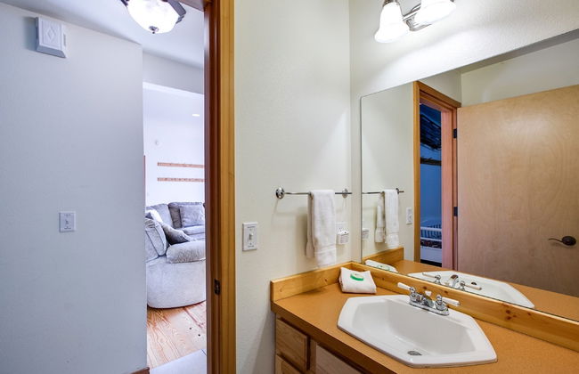 70MBR- Hot Tub - BBQ - Wi-Fi - Pets Ok - Sleeps 8 - Foto 13