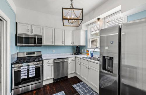 Port Side at M Historic Lost Bayou Retreat Walk to Beach Sleeps 6 - Foto 15