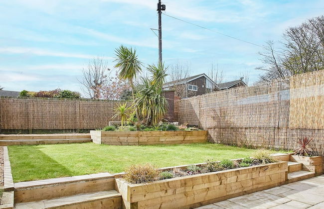 Host Stay Emilyn House - Photo 19