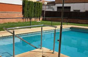 New Luxury Apartment with Pool - Foto 29