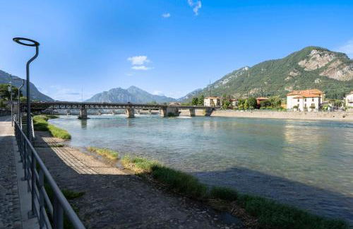 Front Lake Como - 3 Bedrms with AC, Free Parking and Wifi - Foto 20