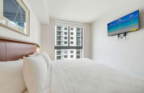 Miami Highline- Sauna Heated Pool Cabanas - Foto 13