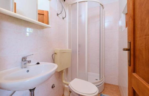 Nice Apartment In Stivan - Foto 7