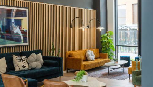 For Students Only Zinc Quarter in Bristol - Photo 3