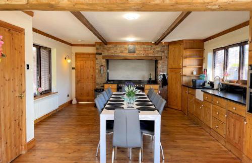 Beautiful 5BR House near Gretna Green with Garden - Pass the Keys - Photo 17