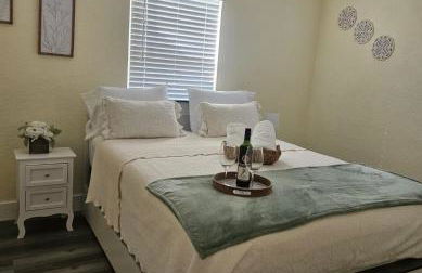 Palmera House in Tampa with Hot Tub 10 minutes from Airport & Busch Gardens - Foto 11