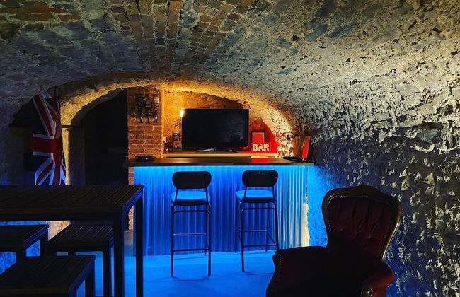 Luxury Group Celebration House With Hot Tub & Bar! - Foto 21