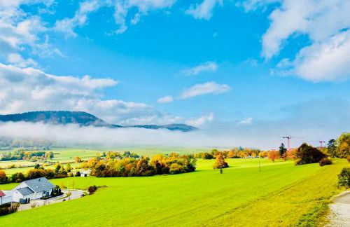 Panoramablick mit Premium-Wanderwegen vor der Haustür - Foto 1