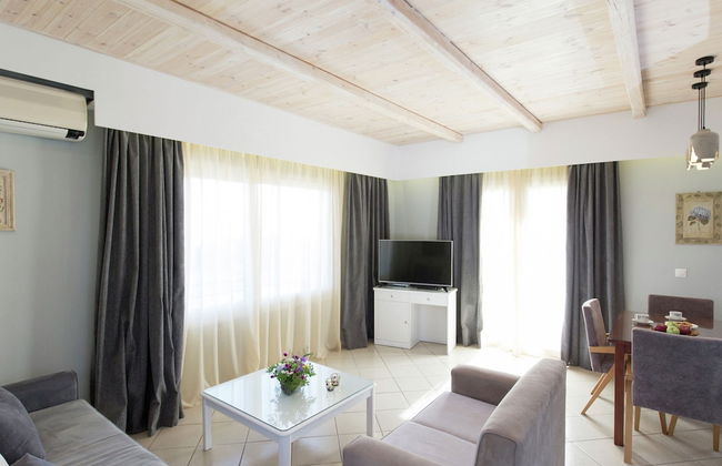 Beautiful Villa in Agia Paraskevi Samos - Photo 12