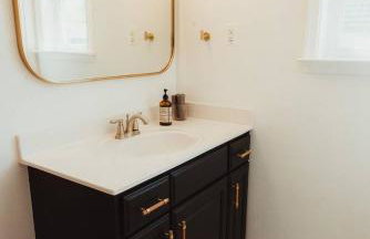 Huge Beach Bungalow- Yard, Beach Pass, King Beds - Foto 35